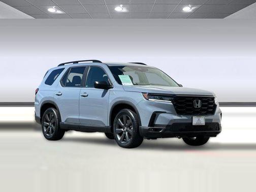 Obsidian Blue Pearl 2023 Honda Pilot 2WD Sport