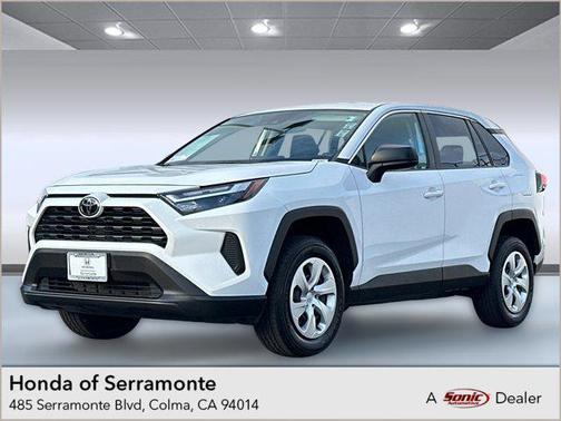 2023 Toyota RAV4 LE