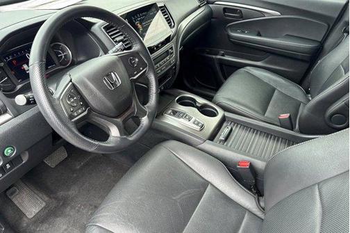 Platinum White Pearl 2022 Honda Passport 2WD EX-L