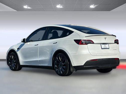 2022 Tesla Model Y Performance Dual Motor All-Wheel Drive