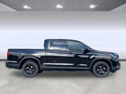 2025 Honda Ridgeline Black