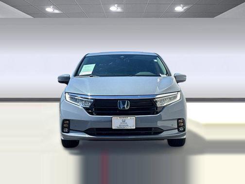 Sonic Gray Pearl 2024 Honda Odyssey Elite