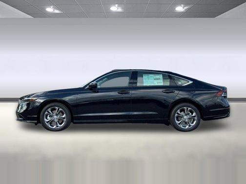 Crystal Black Pearl 2026 Honda Accord Hybrid EX-L