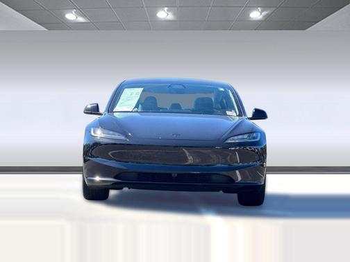 Diamond Black 2025 Tesla Model 3 Standard Range