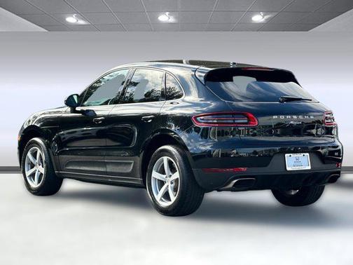 2017 Porsche Macan AWD