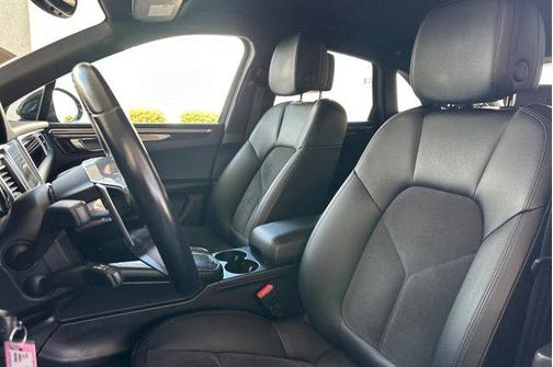 2017 Porsche Macan AWD