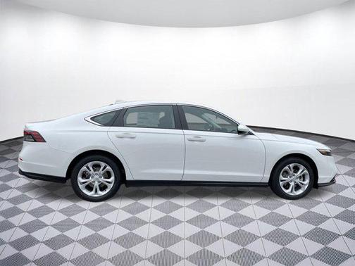 2025 Honda Accord LX 1.5T