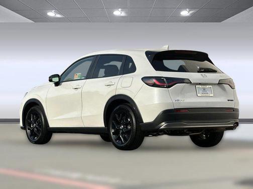 2025 Honda HR-V 2WD Sport