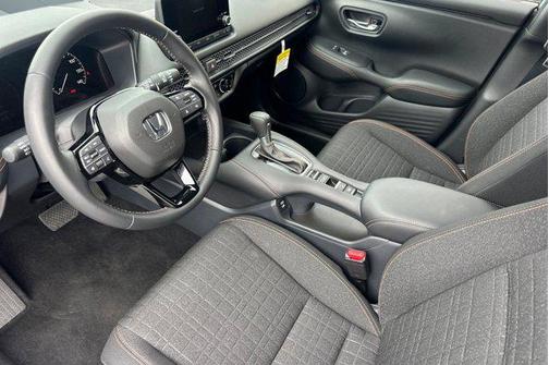 2025 Honda HR-V 2WD Sport