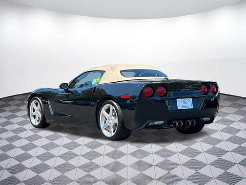 2005 Chevrolet Corvette Base