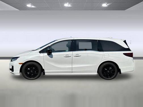 Platinum White Pearl 2026 Honda Odyssey Sport-L