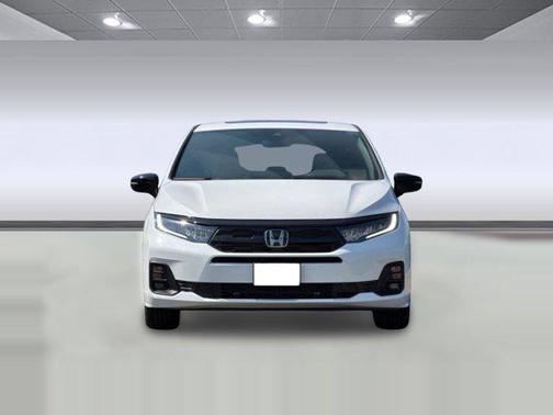 Platinum White Pearl 2026 Honda Odyssey Sport-L