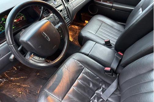 2007 Lincoln Town Car Executive L