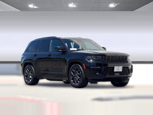 Diamond Black Crystal Pearlcoat 2024 Jeep Grand Cherokee 4xe Summit