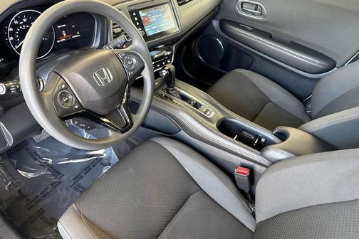 Platinum White Pearl 2022 Honda HR-V EX