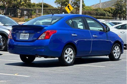 2013 Nissan Versa 1.6 SL