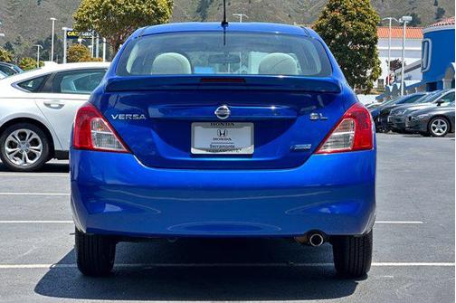 2013 Nissan Versa 1.6 SL