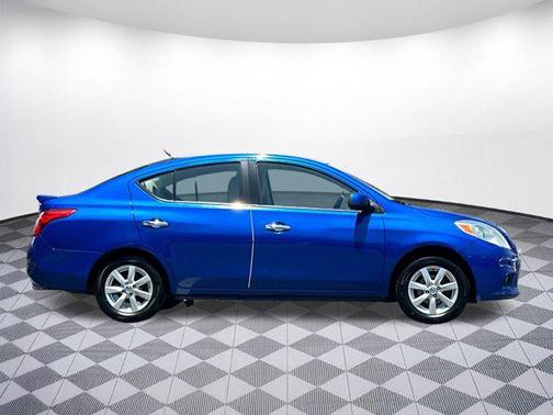 2013 Nissan Versa 1.6 SL