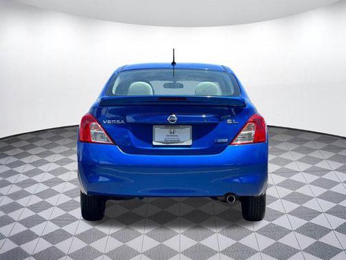 2013 Nissan Versa 1.6 SL