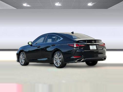 2021 Lexus ES 350 Base