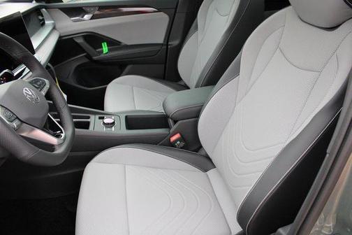 2025 Volkswagen Tiguan 2.0T SE R-Line Black 4MOTION