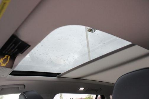 Platinum 2026 Volkswagen Tiguan 2.0T SE 4MOTION