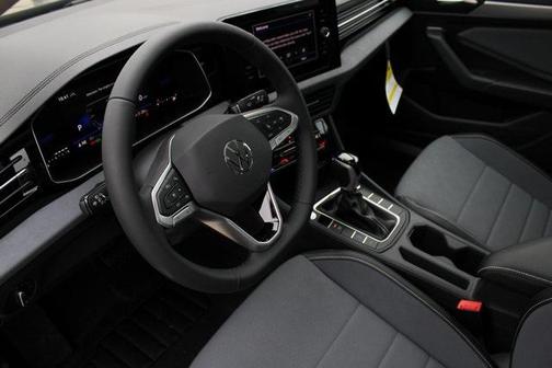 2026 Volkswagen Jetta 1.4T SE