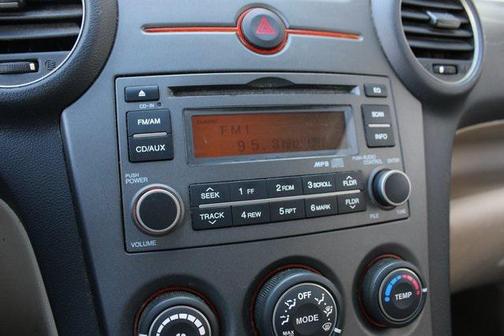 2008 Kia Rondo EX V6