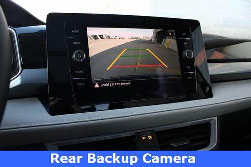 2025 Volkswagen Taos 1.5T SEL