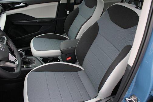 Monterey Blue Pearl 2026 Volkswagen Taos S