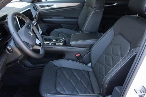 2026 Volkswagen Atlas Cross Sport 2.0T SE