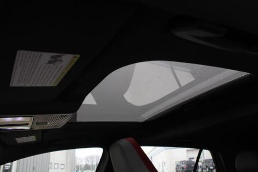 Moonstone 2026 Volkswagen Golf GTI 2.0T SE DSG