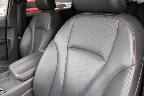 Silver Metallic 2018 Audi Q7 3.0T Prestige