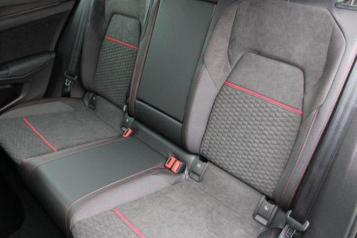Slate 2026 Volkswagen Golf GTI 2.0T SE DSG