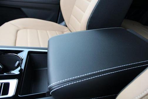 2026 Volkswagen Atlas Cross Sport 2.0T SEL