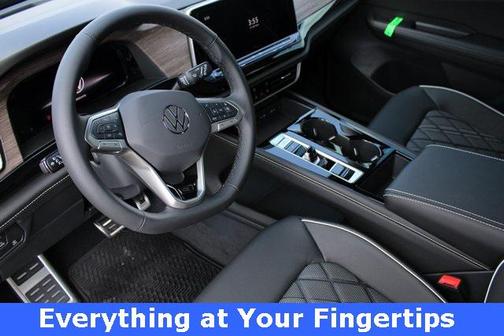 2025 Volkswagen Atlas 2.0T SEL Premium R-Line 4MOTION
