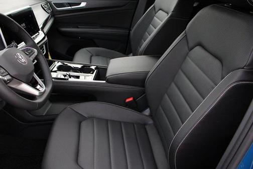 2025 Volkswagen Atlas Cross Sport 2.0T SEL