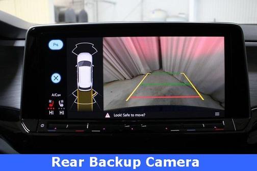 2025 Volkswagen Atlas Cross Sport 2.0T SE w/Technology 4MOTION