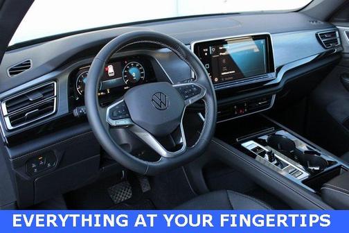 2025 Volkswagen Atlas Cross Sport 2.0T SE w/Technology 4MOTION