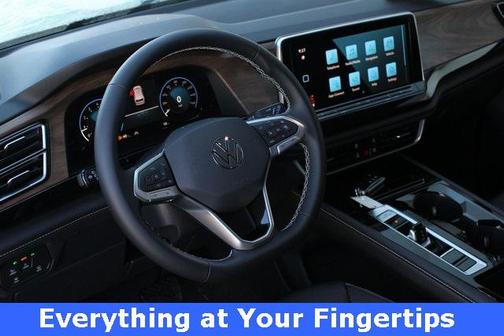 2026 Volkswagen Atlas 2.0T SE w/Technology 4MOTION