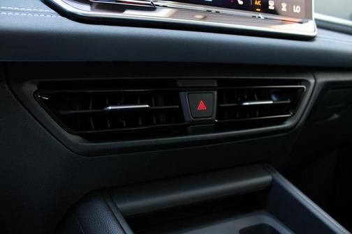 2025 Volkswagen Tiguan 2.0T SE 4MOTION