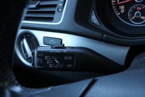 2013 Volkswagen Passat 2.5 SE