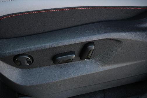 2026 Volkswagen Atlas Peak Edition