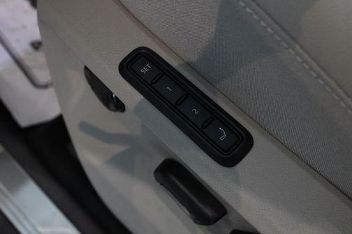 Pure Gray 2026 Volkswagen Atlas 2.0T SEL Premium R-Line 4MOTION
