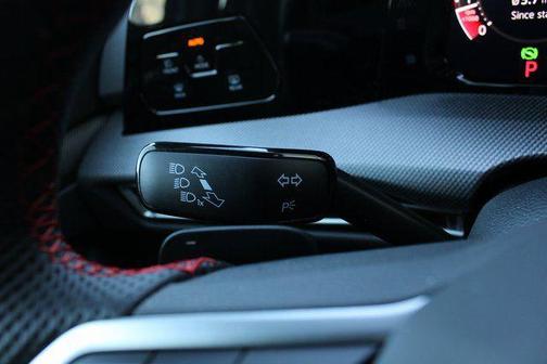 Moonstone 2026 Volkswagen Golf GTI 2.0T S DSG
