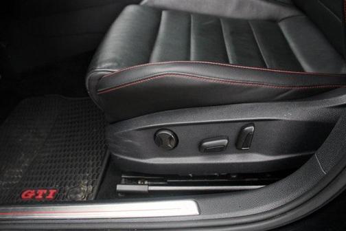 2021 Volkswagen Golf GTI 2.0T S DSG