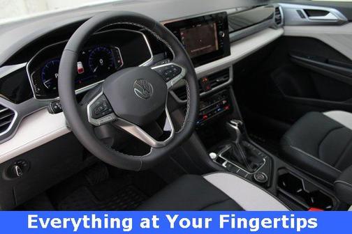 2025 Volkswagen Taos 1.5T SEL
