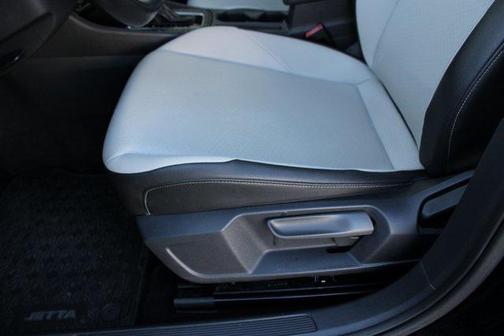 2019 Volkswagen Jetta 1.4T R-Line