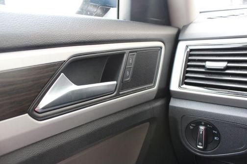 Tourmaline Blue Metallic 2023 Volkswagen Atlas 3.6L SE w/Technology