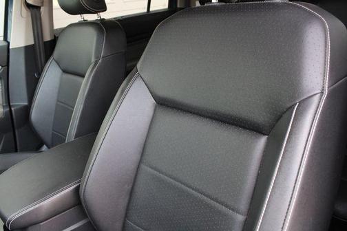Tourmaline Blue Metallic 2023 Volkswagen Atlas 3.6L SE w/Technology